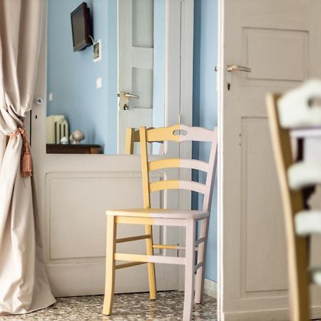 アッリステ Palazzo Dante Bed & Breakfast エクステリア 写真